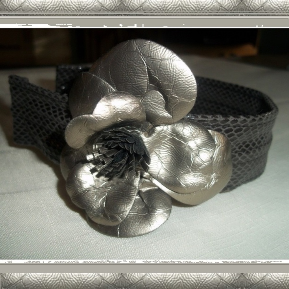 Pewter  Faux Leather Flower Wide Patent Head Band